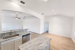 7322 Mistletoe Trail, Granbury, TX 76048 - Photo 11