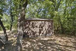 834 Cougar Rd, Lipan, TX 76462 - Photo 35