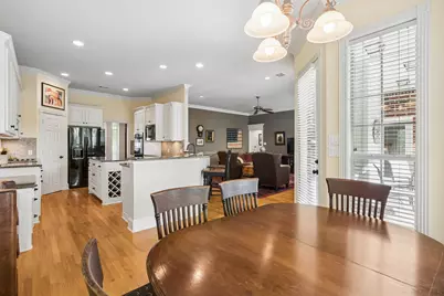 3718 Lakeview Drive, Grapevine, TX 76051 - Photo 13