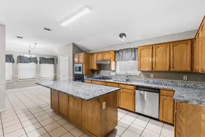 5106 Lee Hutson Lane, Sachse, TX 75048 - Photo 5