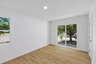 5054 Corrigan Ct, Dallas, TX 75241 - Photo 27