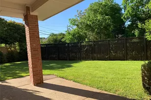 17906 Old Preston Ct, Dallas, TX 75252 - Photo 33