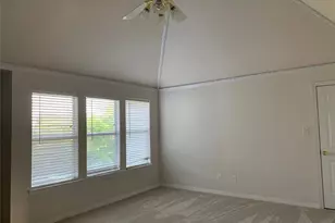17906 Old Preston Ct, Dallas, TX 75252 - Photo 31