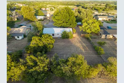 510 S Williams Street, Hamilton, TX 76531 - Photo 33