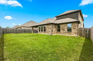 401 Llano Ln, Red Oak, TX 75154 - Photo 35
