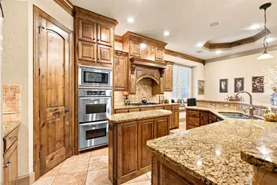 613 Sophie Lane, Colleyville, TX 76034 - Photo 9