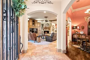 613 Sophie Ln, Colleyville, TX 76034 - Photo 3