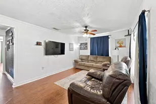 314 E 5th St, Anna, TX 75409 - Photo 3