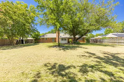 148 Royal Lane, Commerce, TX 75428 - Photo 31