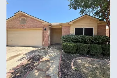 4005 Shiraz Drive, Argyle, TX 76226 - Photo 1
