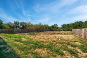 3323 Howard St, Fort Worth, TX 76119 - Photo 29