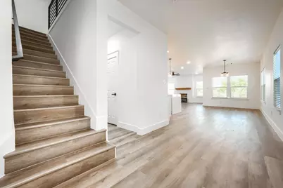 3323 Howard Street, Fort Worth, TX 76119 - Photo 3