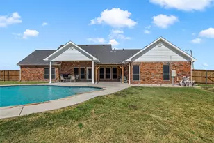 206 S Butler St, Frost, TX 76641 - Photo 31
