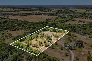 1530 Co Rd 3925, Wolfe City, TX 75449 - Photo 3