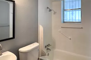 709 W Richmond Ave, Fort Worth, TX 76110 - Photo 7