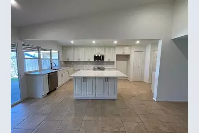 5220 Sherman Drive, The Colony, TX 75056 - Photo 3