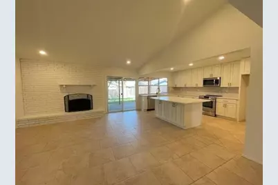 5220 Sherman Drive, The Colony, TX 75056 - Photo 5