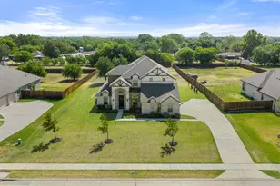 360 Crystal Lk Ln, Red Oak, TX 75154 - Photo 5