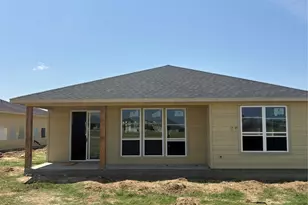 137 Walker Ln, Mabank, TX 75147 - Photo 3