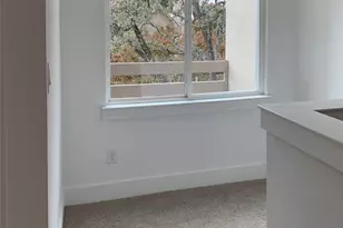 9471 Timberleaf Dr, Dallas, TX 75243 - Photo 9