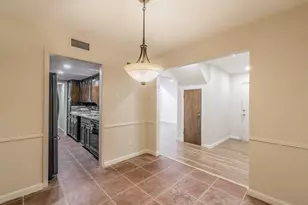 2807 Summitview Dr, Bedford, TX 76021 - Photo 9