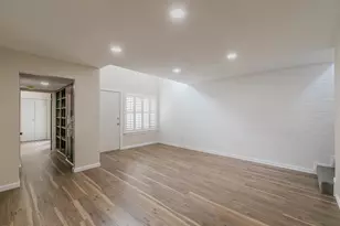 2807 Summitview Dr, Bedford, TX 76021 - Photo 3