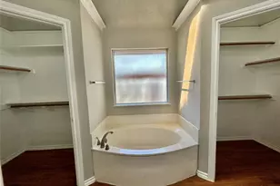 7724 Sagebrush Ct N, North Richland Hills, TX 76182 - Photo 21