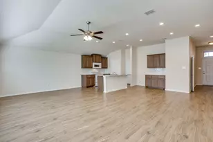 209 Balcones Dr, Fort Worth, TX 76108 - Photo 5