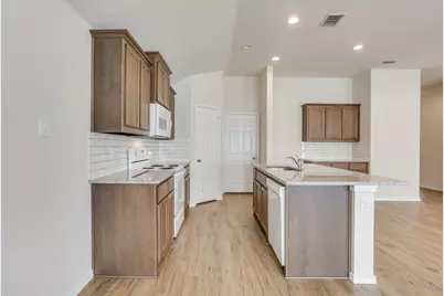 209 Balcones Drive, Fort Worth, TX 76108 - Photo 11