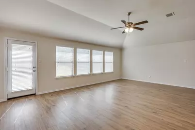 209 Balcones Drive, Fort Worth, TX 76108 - Photo 9