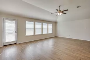 209 Balcones Dr, Fort Worth, TX 76108 - Photo 9