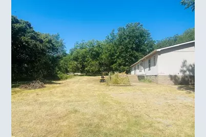 1210 E Texas Street, Denison, TX 75021 - Photo 27