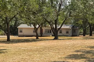 1210 E Texas St, Denison, TX 75021 - Photo 25