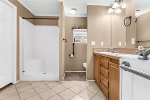 1210 E Texas St, Denison, TX 75021 - Photo 13