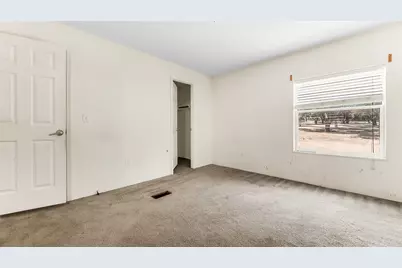 1210 E Texas Street, Denison, TX 75021 - Photo 17