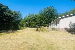 1210 E Texas St, Denison, TX 75021 - Photo 27