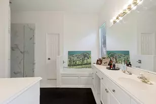 18407 Tettenhall Dr, Dallas, TX 75252 - Photo 19