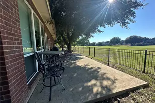 6367 Estates Ln, Fort Worth, TX 76137 - Photo 15