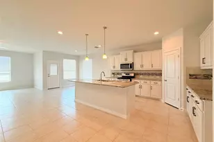 16004 Farringdon St, Fort Worth, TX 76247 - Photo 7
