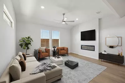 10601 Blakley Creek Road, Fort Worth, TX 76126 - Photo 9