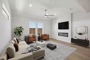 10601 Blakley Creek Rd, Fort Worth, TX 76126 - Photo 9