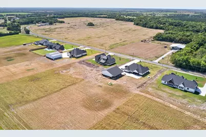 204 County Road 4615, Wolfe City, TX 75496 - Photo 39