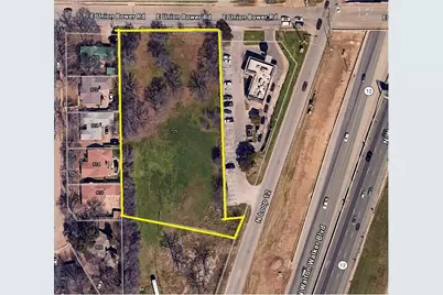 725 N Walton Walker Boulevard, Irving, TX 75061 - Photo 1