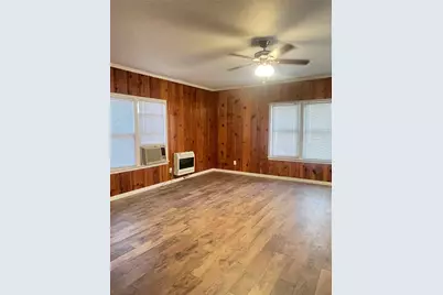 3915 Meadowbrook Drive, Fort Worth, TX 76103 - Photo 17