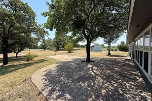 293 Co Rd 4773, Boyd, TX 76023 - Photo 11