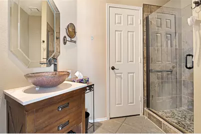 2320 Kingsley Drive, Grand Prairie, TX 75050 - Photo 11