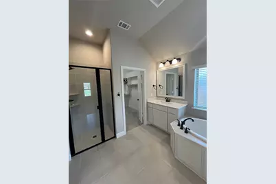 118 Jazlyn Drive, Keene, TX 76059 - Photo 13
