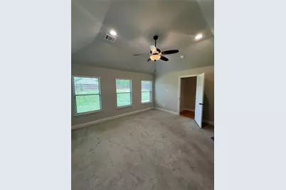 118 Jazlyn Drive, Keene, TX 76059 - Photo 9