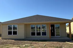 131 Walker Ln, Mabank, TX 75147 - Photo 3