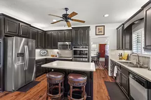 6402 Parlange Ct, Granbury, TX 76049 - Photo 17